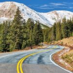 Top Features to Look for in Modern Luxury Cars